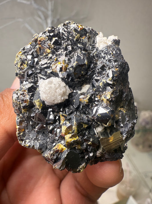 Sphalerite with pyrite & calcite