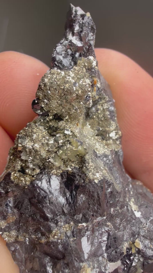 Pyrite with siderite & Sphalerite